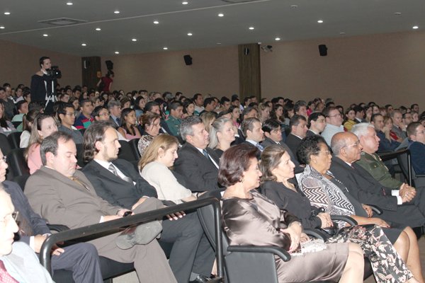 abertura_2_20120805_1044356819