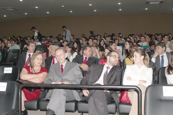 abertura_3_20120805_1826577950