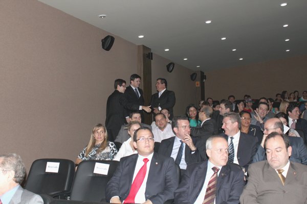 abertura_3_20120805_1900823252