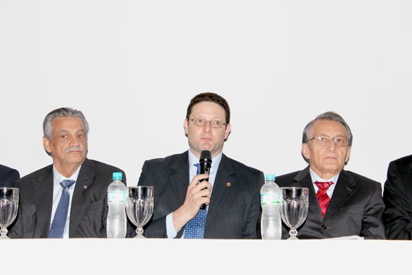 abertura_5_20120805_1522864713
