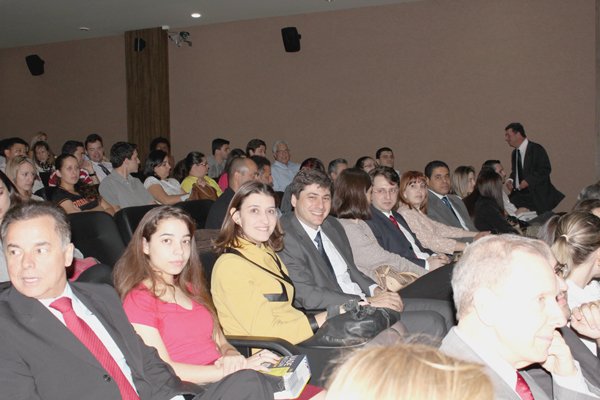 abertura_8_20120805_1254301705