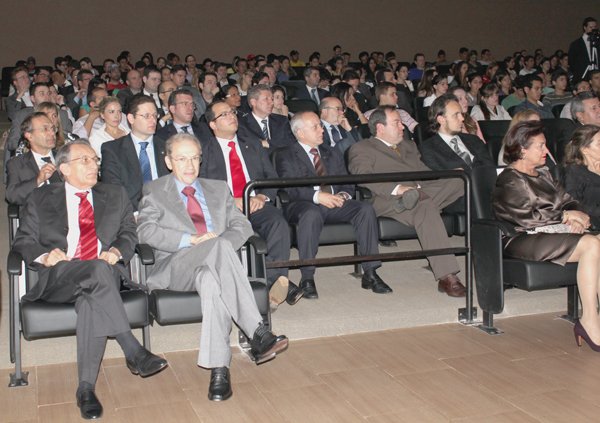 abertura_8_20120805_1590799162